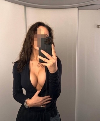 Лена, 23